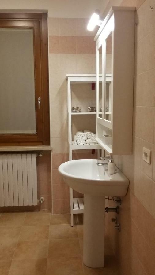 Residenza Leon Bed & Breakfast Castelnuovo del Garda Exterior photo